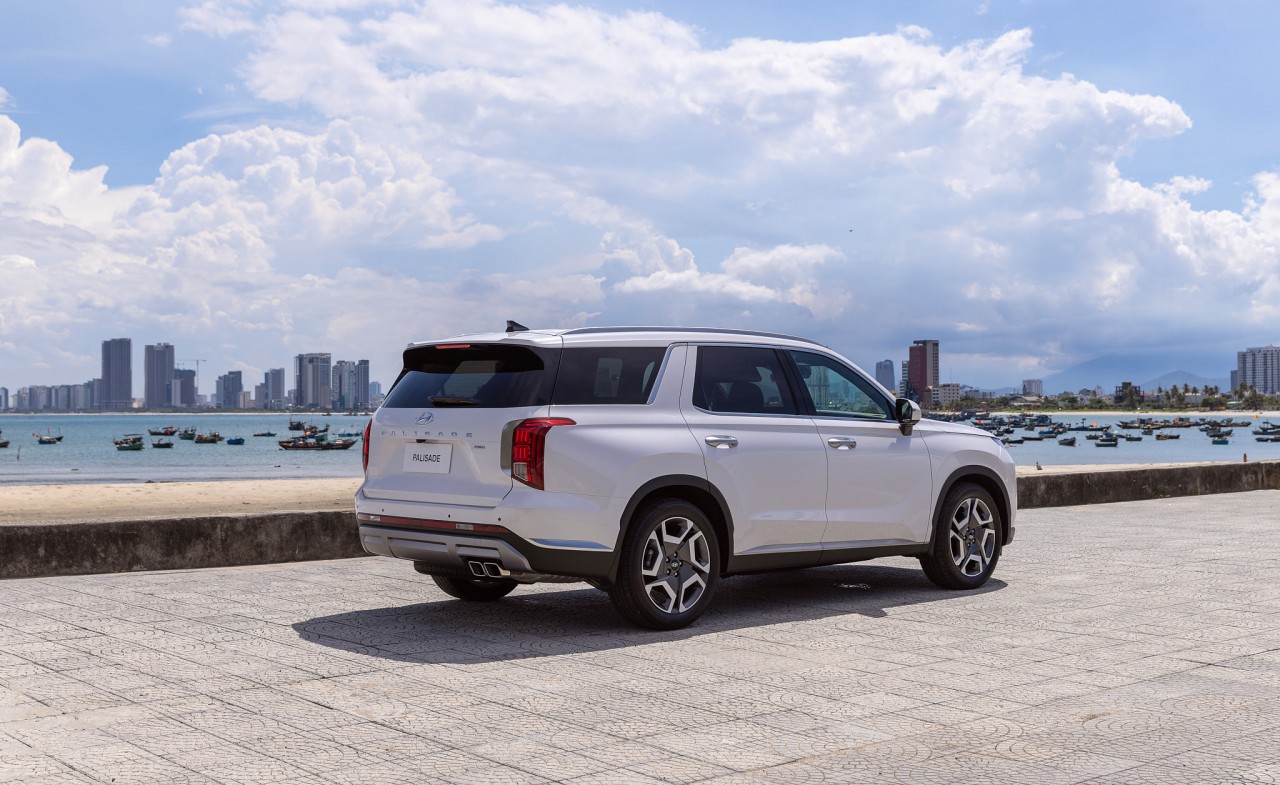 SUV cỡ lớn Hyundai Palisade chào sân Việt Nam với giá từ 1,469 tỷ đồng