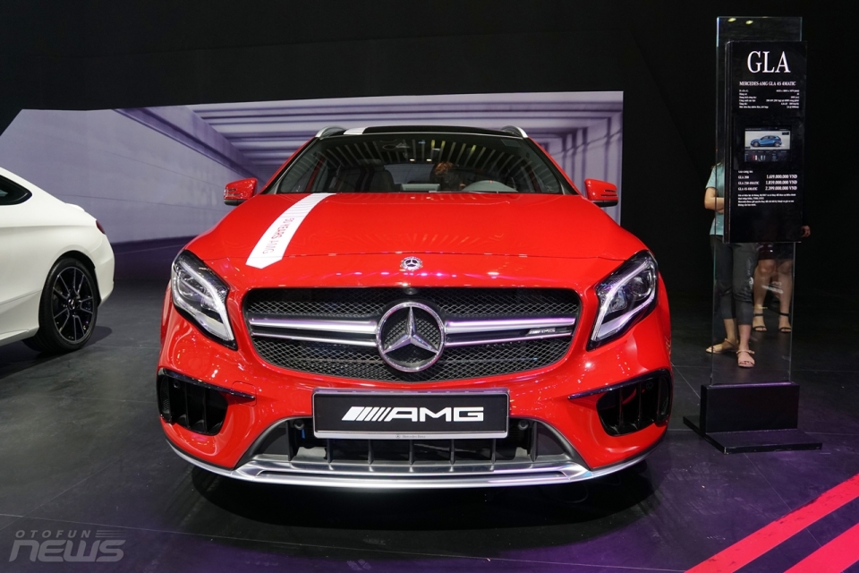 vims 2017 chiem nguong mercedes amg gla45 ban facelift gia 23 ty dong