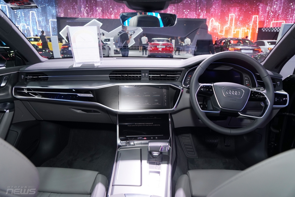 ngam chi tiet audi a7 sportback 2019 sap duoc gioi thieu tai viet nam