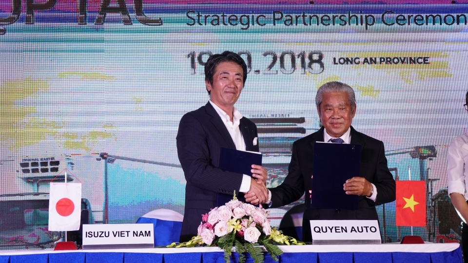Quyền Auto và Isuzu Việt Nam công bố hợp tác chiến lược