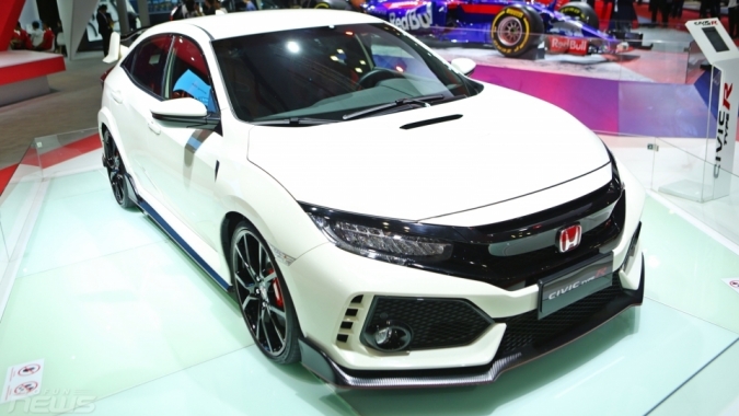 Honda Civic Type R - xe dẫn động cầu trước mạnh nhất trong lịch sử