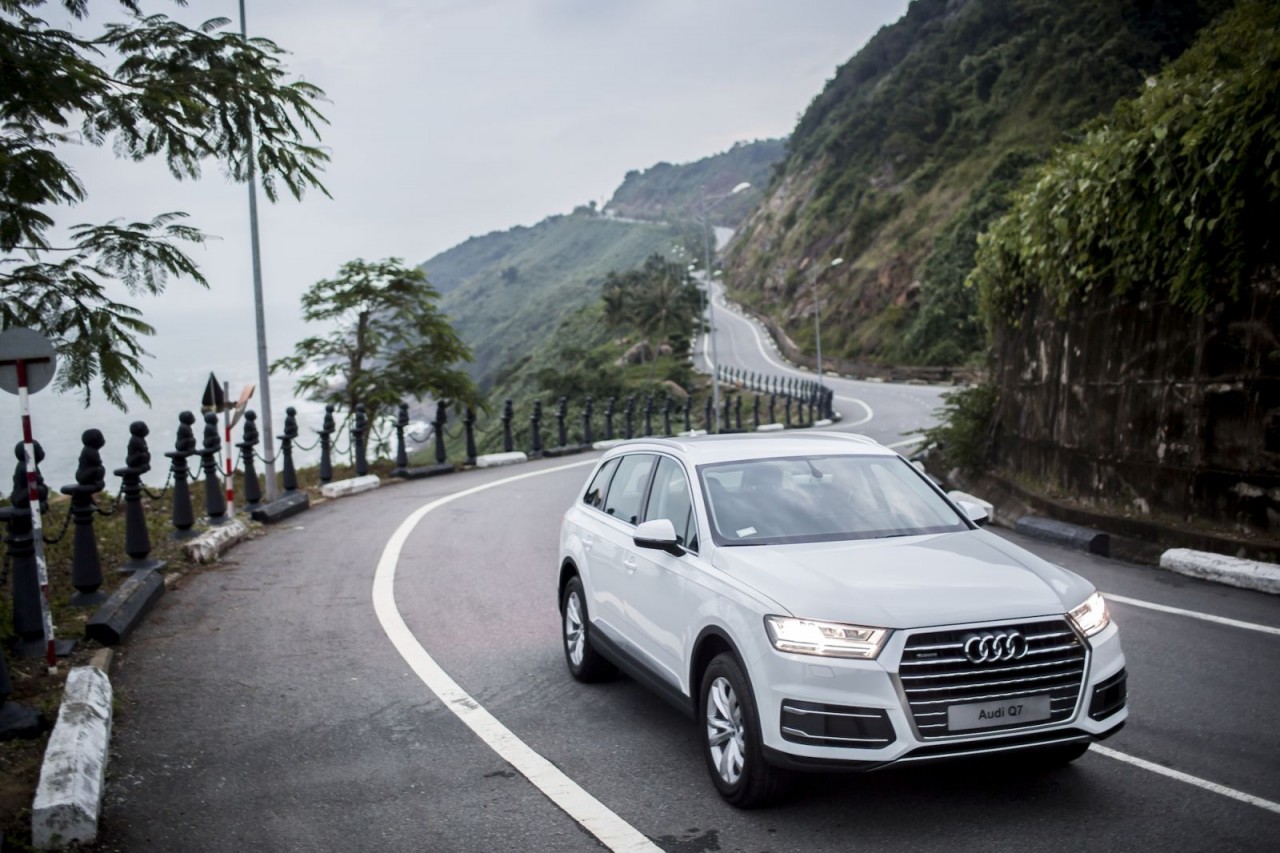 audi viet nam uu dai lon khi mua q5 va q7 trong thang 10