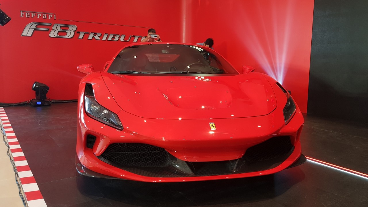 Ferrari chính thức 'chào sân' Việt Nam