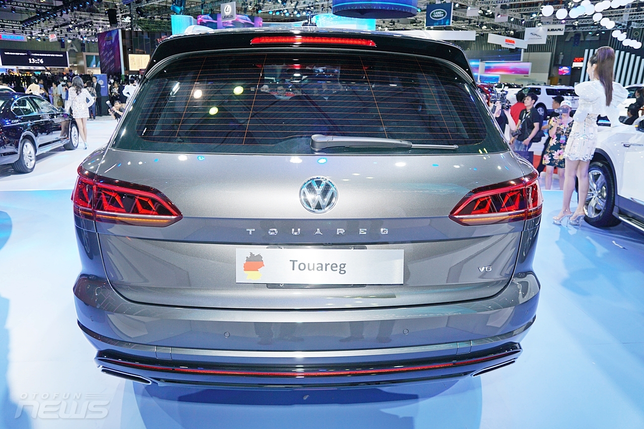 volkswagen touareg 2019 suv cao cap gia 31 ty dong