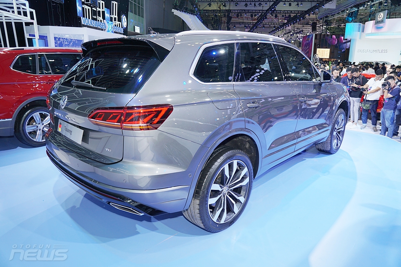 volkswagen touareg 2019 suv cao cap gia 31 ty dong