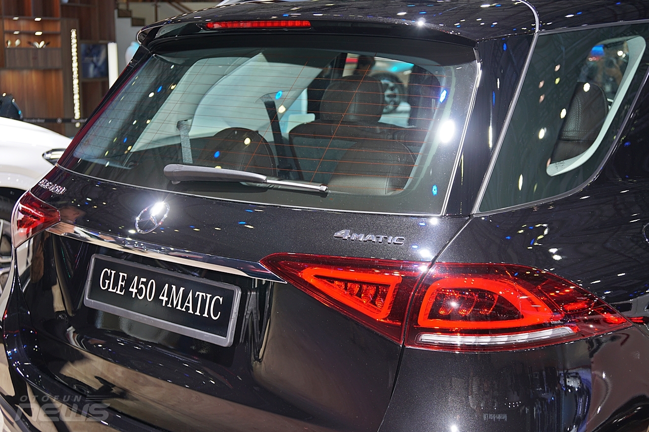 gle 450 4matic cuoc thoat xac toan dien