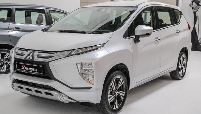 Mitsubishi Xpander bán gấp ba Toyota Innova trong tháng 10