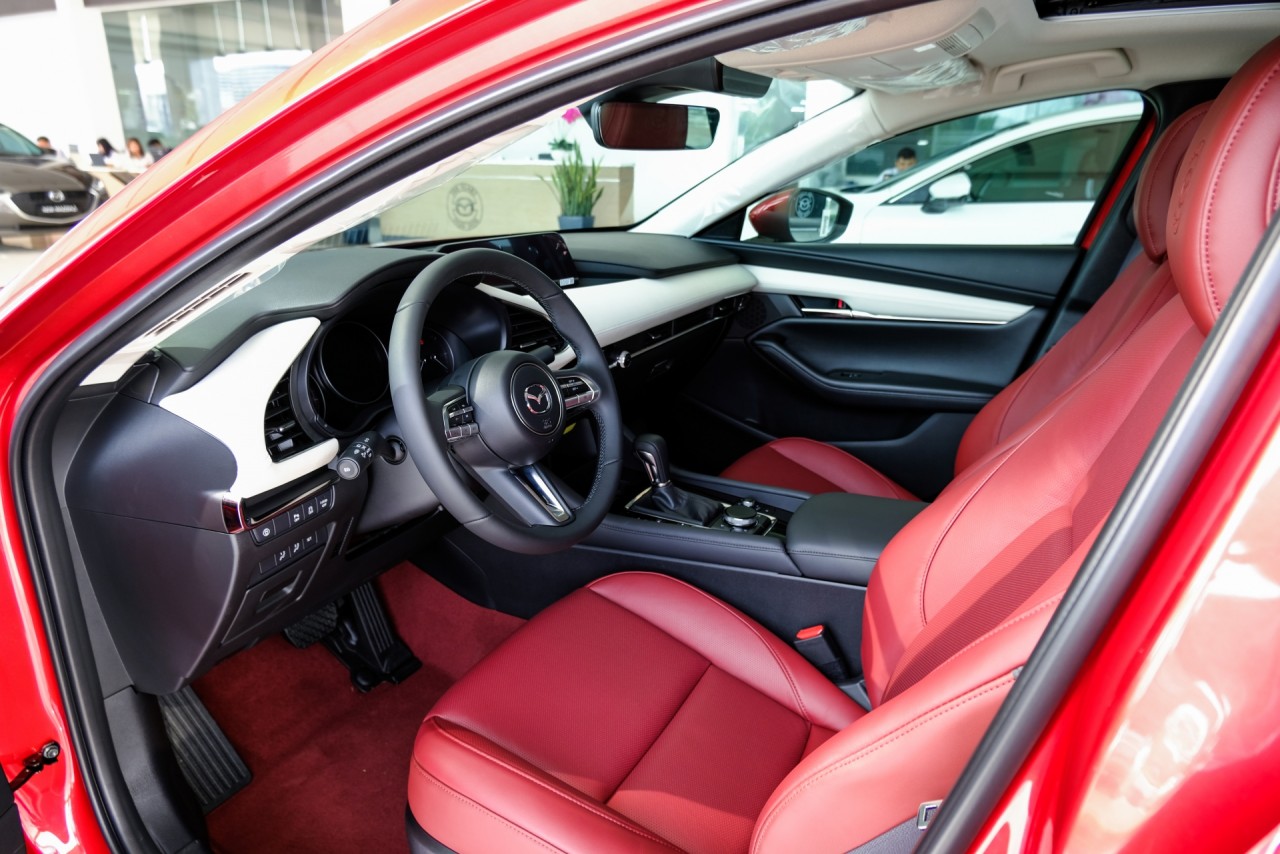 can canh mazda3 phien ban ky niem 100 nam tai viet nam