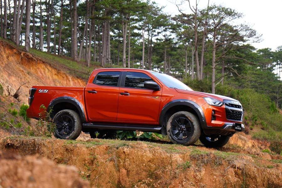 Isuzu D-MAX 2021 – một lần gạt bỏ hết định kiến tại Việt Nam