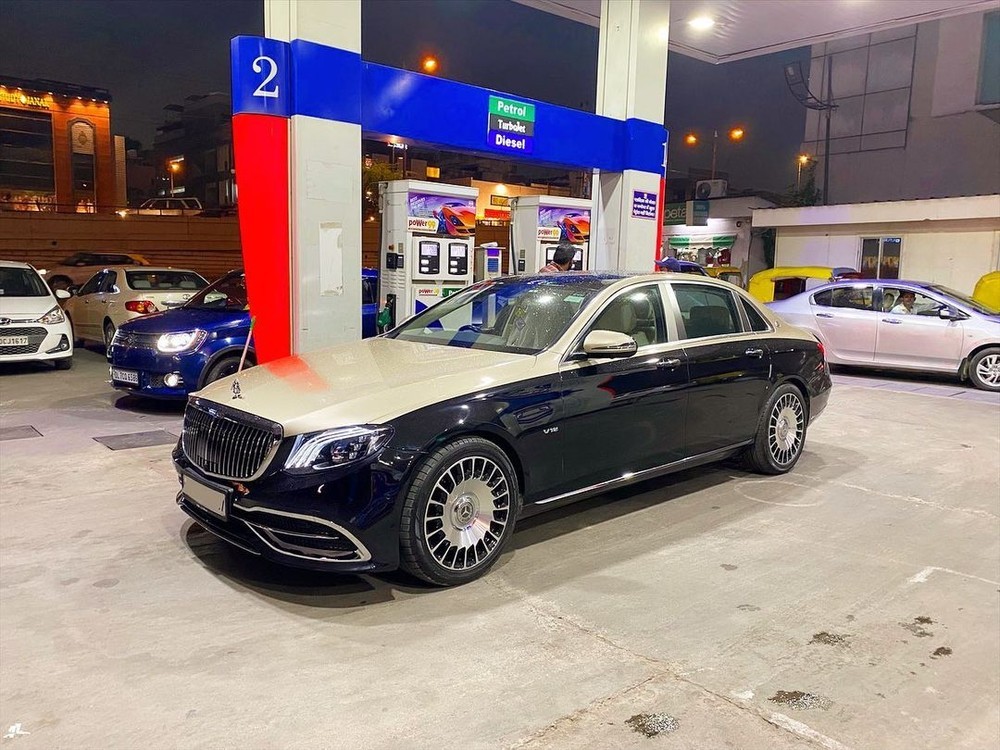 Biến E-Class L thành Mercedes-Maybach S-Class chỉ với hơn 20 triệu đồng Biến E-Class L thành Mercedes-Maybach S-Class chỉ với hơn 20 triệu đồng