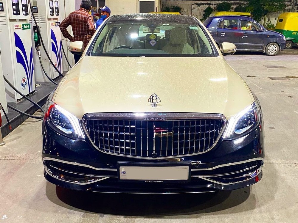 Biến E-Class L thành Mercedes-Maybach S-Class chỉ với hơn 20 triệu đồng Biến E-Class L thành Mercedes-Maybach S-Class chỉ với hơn 20 triệu đồng