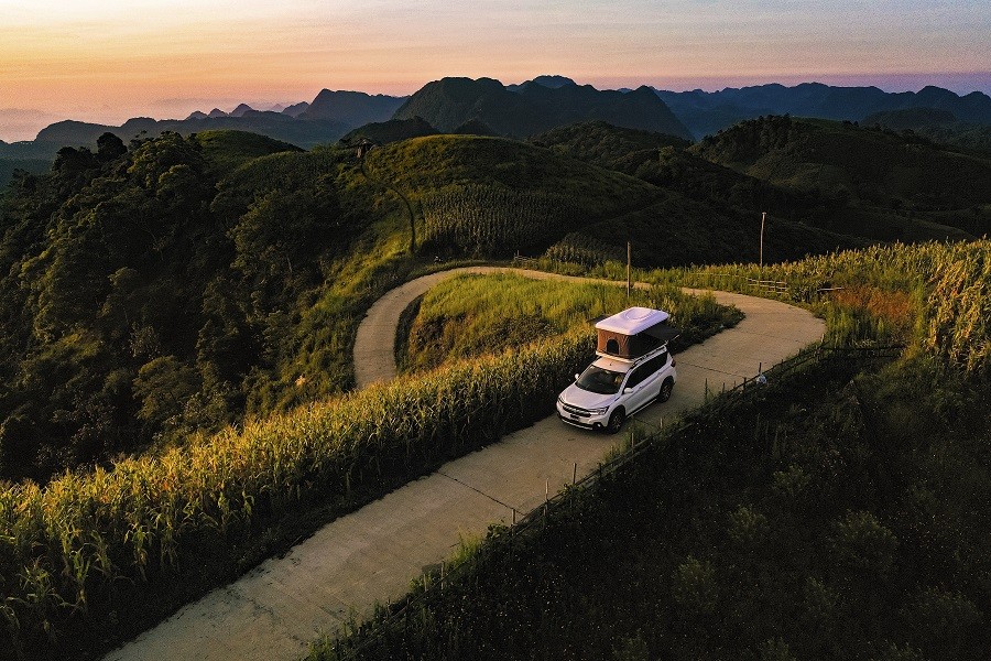 Suzuki XL7 dẫn đầu phân khúc trong tháng 9/2021