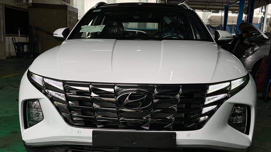 Hyundai Tucson hoàn toàn mới âm thầm xuất hiện tại Việt Nam