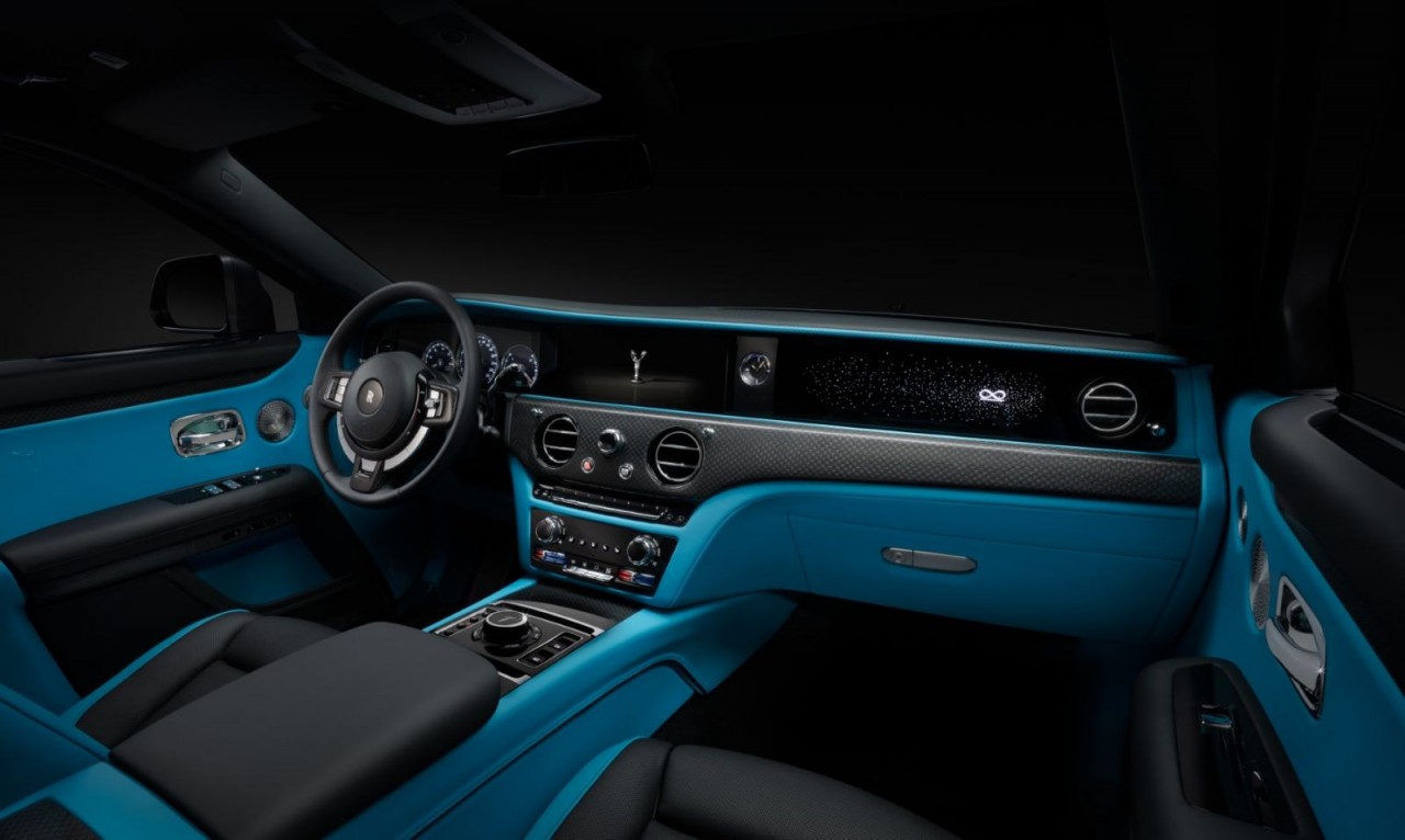 Xe siêu sang Rolls-Royce Black Badge Ghost chính thức trình làng Xe siêu sang Rolls-Royce Black Badge Ghost chính thức trình làng