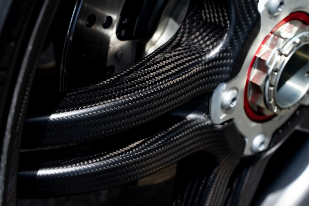 Ducati Panigale V4 SP2 đầu tiên về Việt Nam có giá 1,364 tỷ đồng