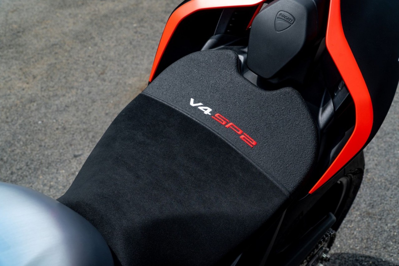 Ducati Panigale V4 SP2 đầu tiên về Việt Nam có giá 1,364 tỷ đồng
