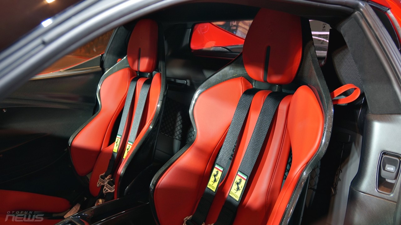 Ferrari 296 GTB có mặt tại Việt Nam với giá hơn 21 tỷ đồng
