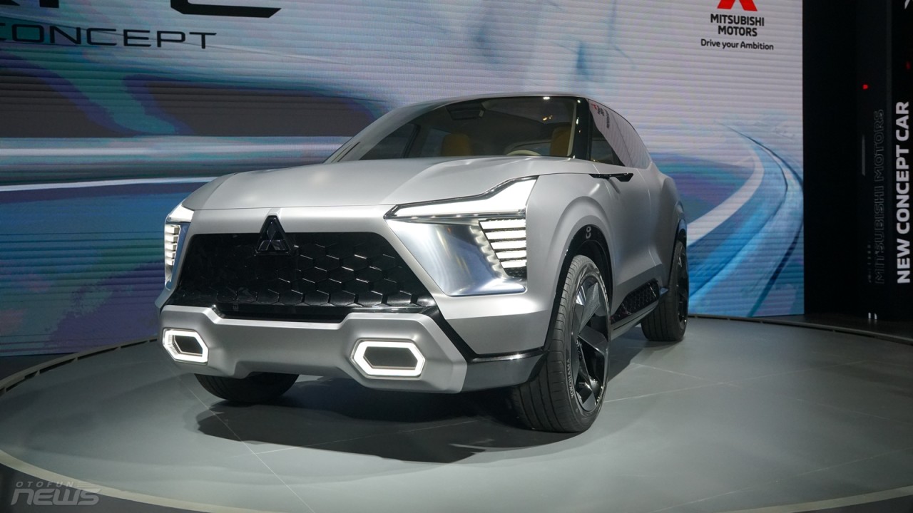 Mitsubishi lần đầu ra mắt xe concept tại Việt Nam “Mitsubishi XFC Concept”