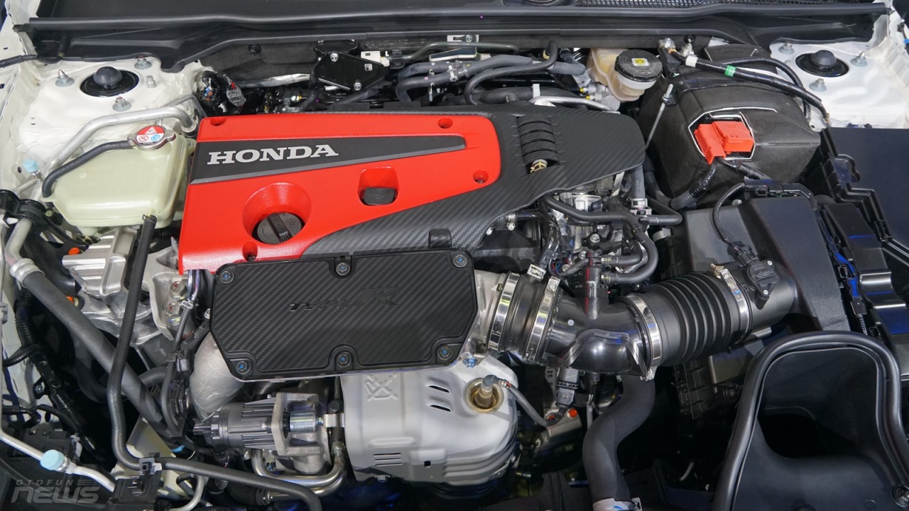 [VMS 2022] Cận cảnh 'Xe đua' Honda Civic Type R công suất 315 mã lực