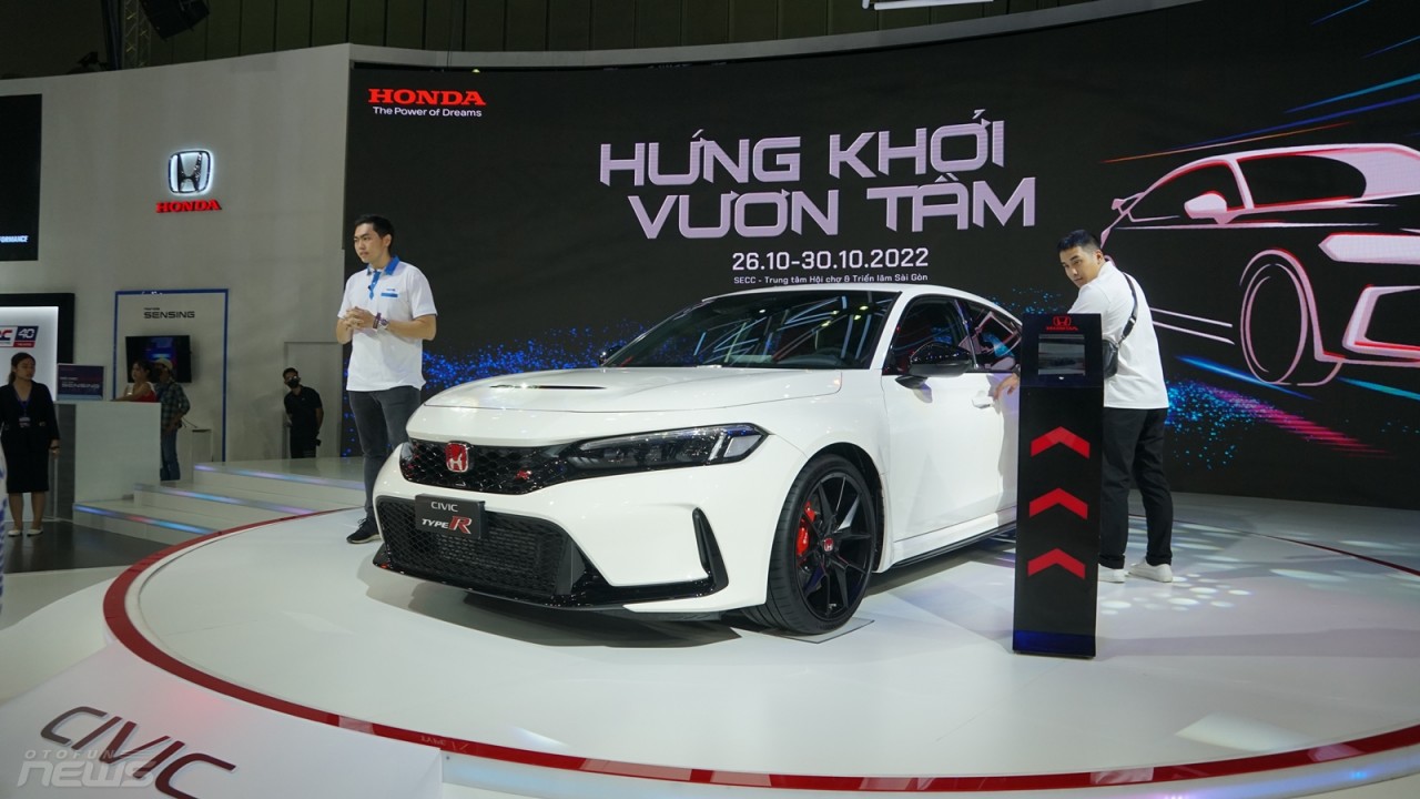 [VMS 2022] Cận cảnh 'Xe đua' Honda Civic Type R công suất 315 mã lực