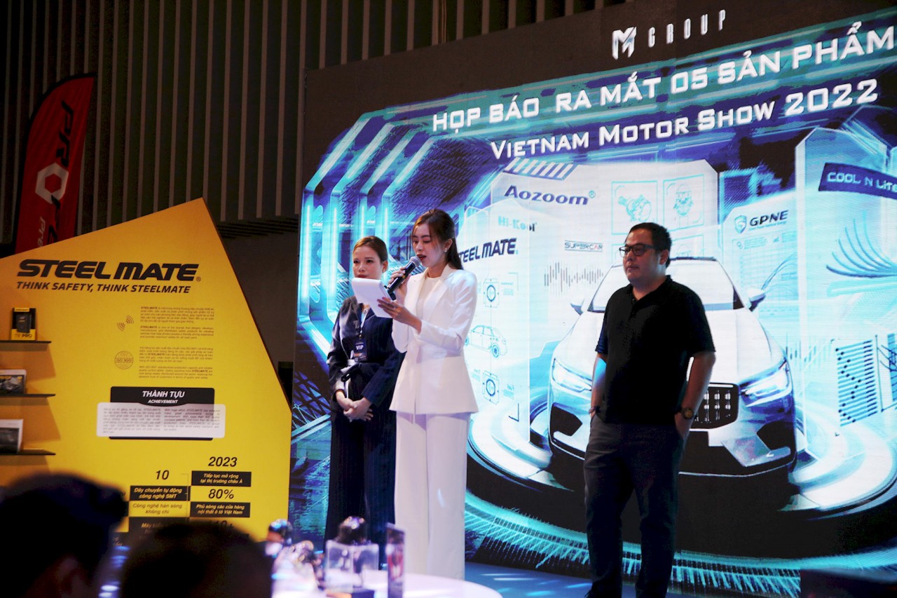 Aozoom ra mắt đèn laser dành cho ô tô tại VMS 2022