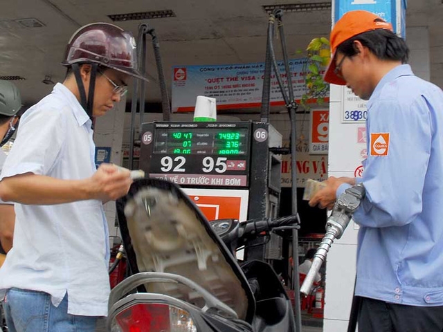 khai tu xang a92 lo thieu xang a95