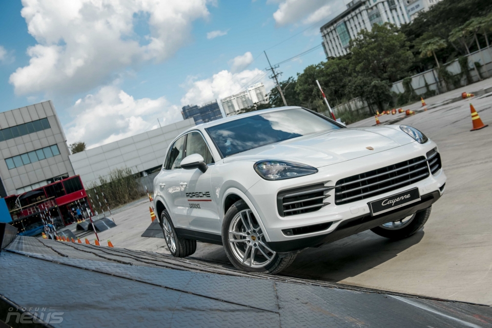 3317-porsche-cayenne-off-road014