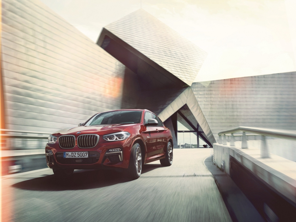 bmw x4 the he thu 2 sap trinh lang tai viet nam