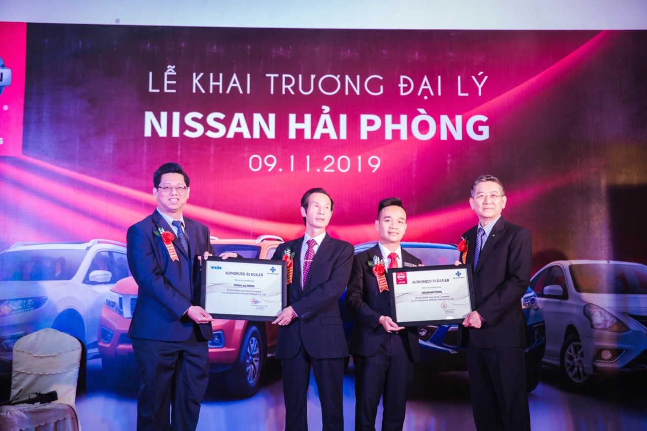 nissan viet nam chinh thuc khai truong nissan hai phong