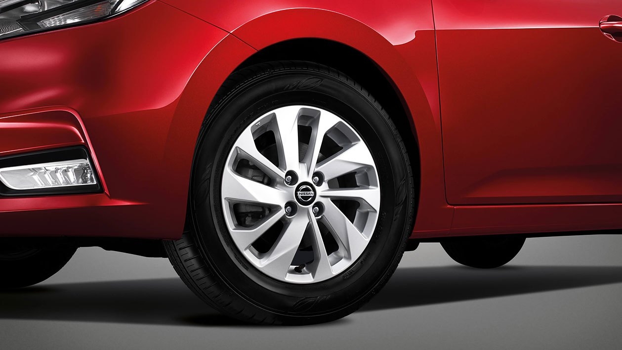 Ra mắt Nissan Sunny thế hệ mới giá bán 383 triệu đồng ra mat nissan sunny the he moi gia ban 383 trieu dong