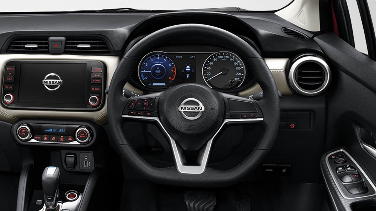 Ra mắt Nissan Sunny thế hệ mới giá bán 383 triệu đồng ra mat nissan sunny the he moi gia ban 383 trieu dong