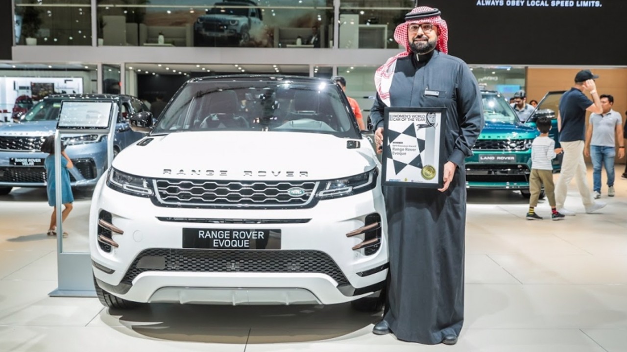 Range Rover Evoque mới đạt giải SUV của năm 2019