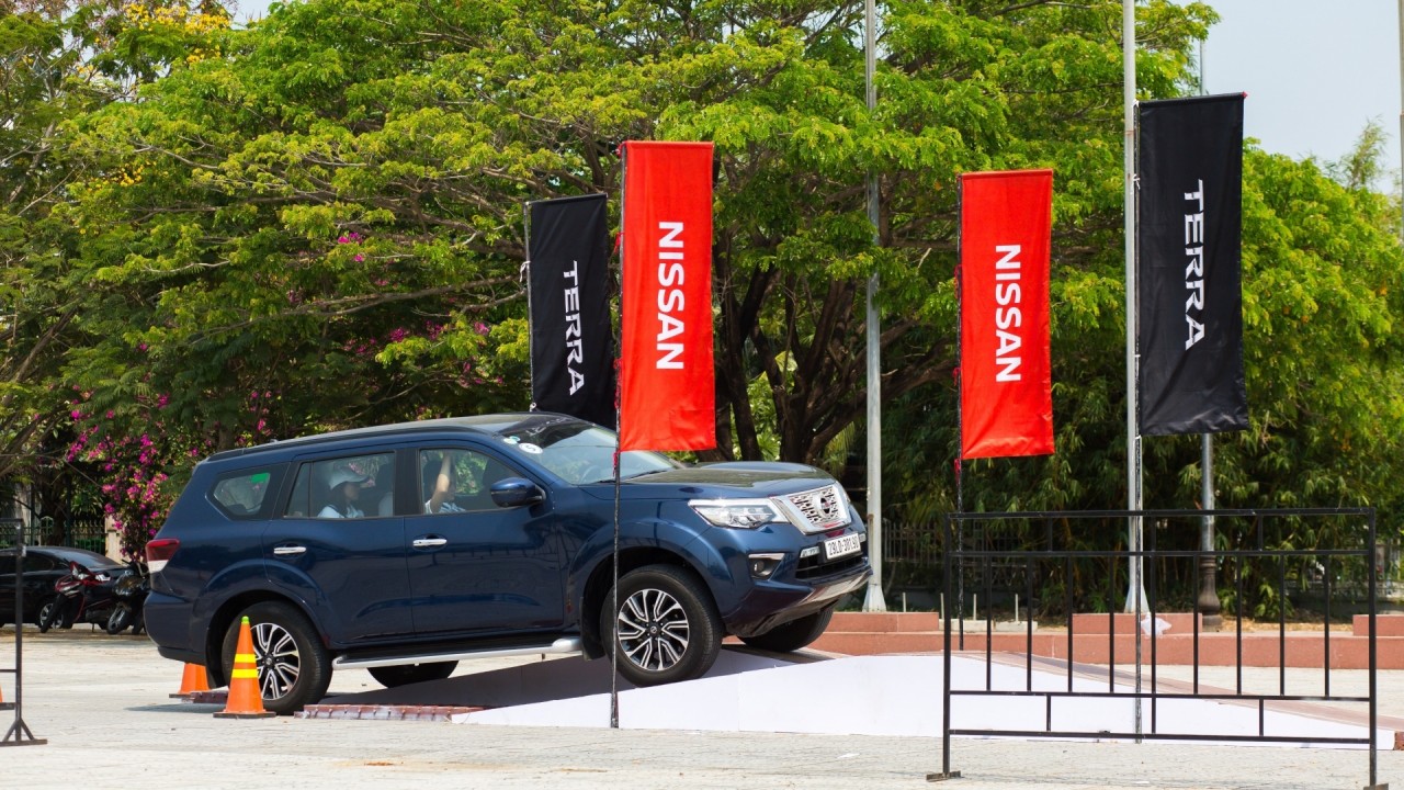 Trải nghiệm tính năng “Chuyển động thông minh” trên Nissan Terra, Nissan X-Trail tại Vĩnh Phúc