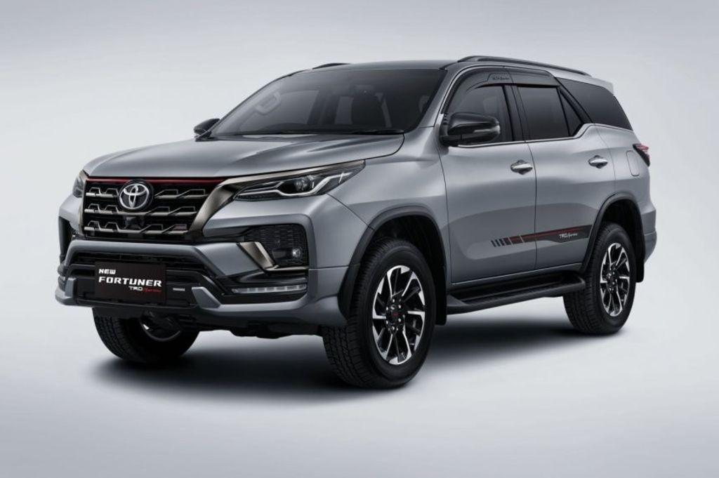 toyota fortuner 2020 co them phien ban trd sportivo gia 11 ty dong