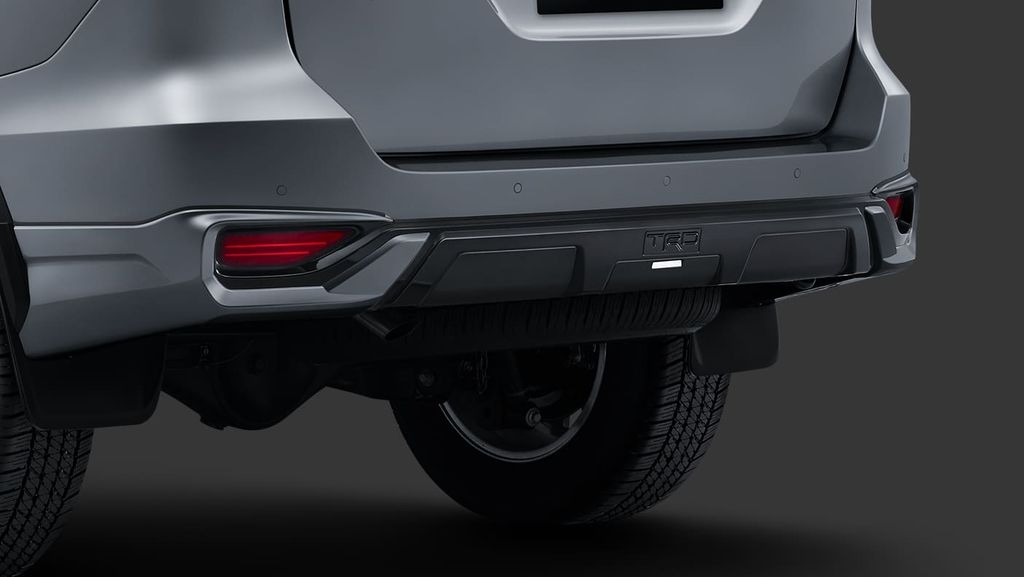 toyota fortuner 2020 co them phien ban trd sportivo gia 11 ty dong