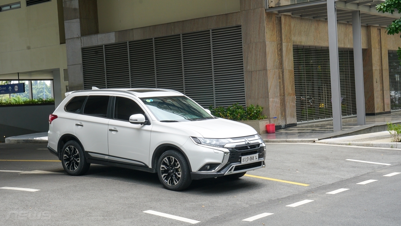Mitsubishi triệu hồi và thay thế bơm xăng cho Xpander và Outlander  tại Việt Nam