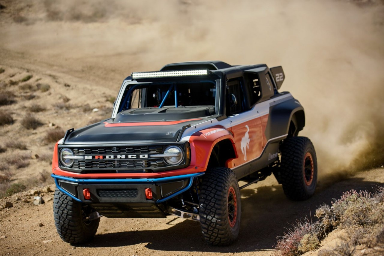 Ford Bronco Desert Racer sản xuất giới hạn chỉ 50 xe