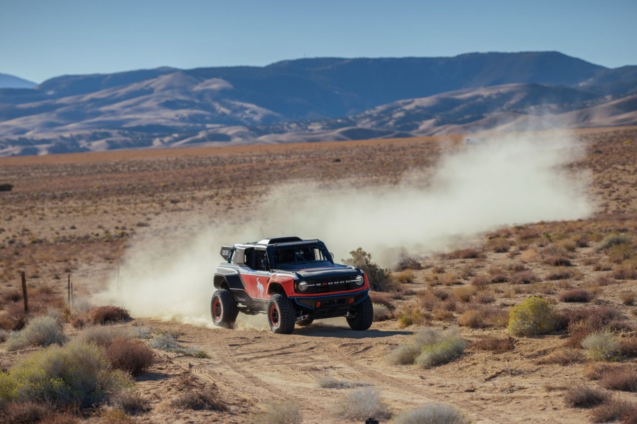 Ford Bronco Desert Racer sản xuất giới hạn chỉ 50 xe