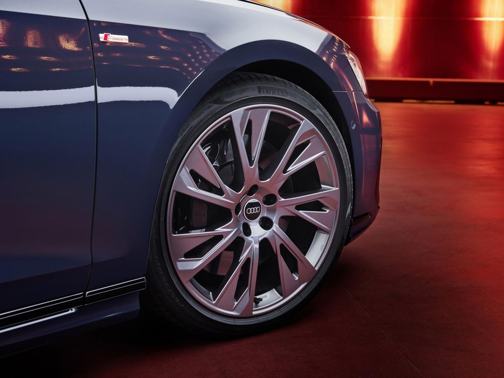 Audi A8 2022 chính thức ra mắt