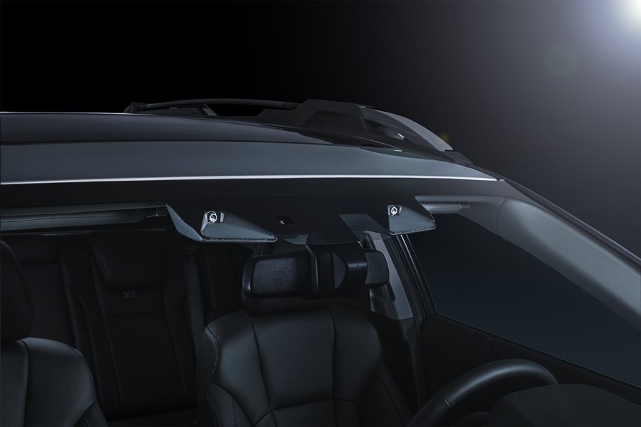 Subaru Outback hoàn toàn mới ra mắt với giá 1,969 tỷ đồng