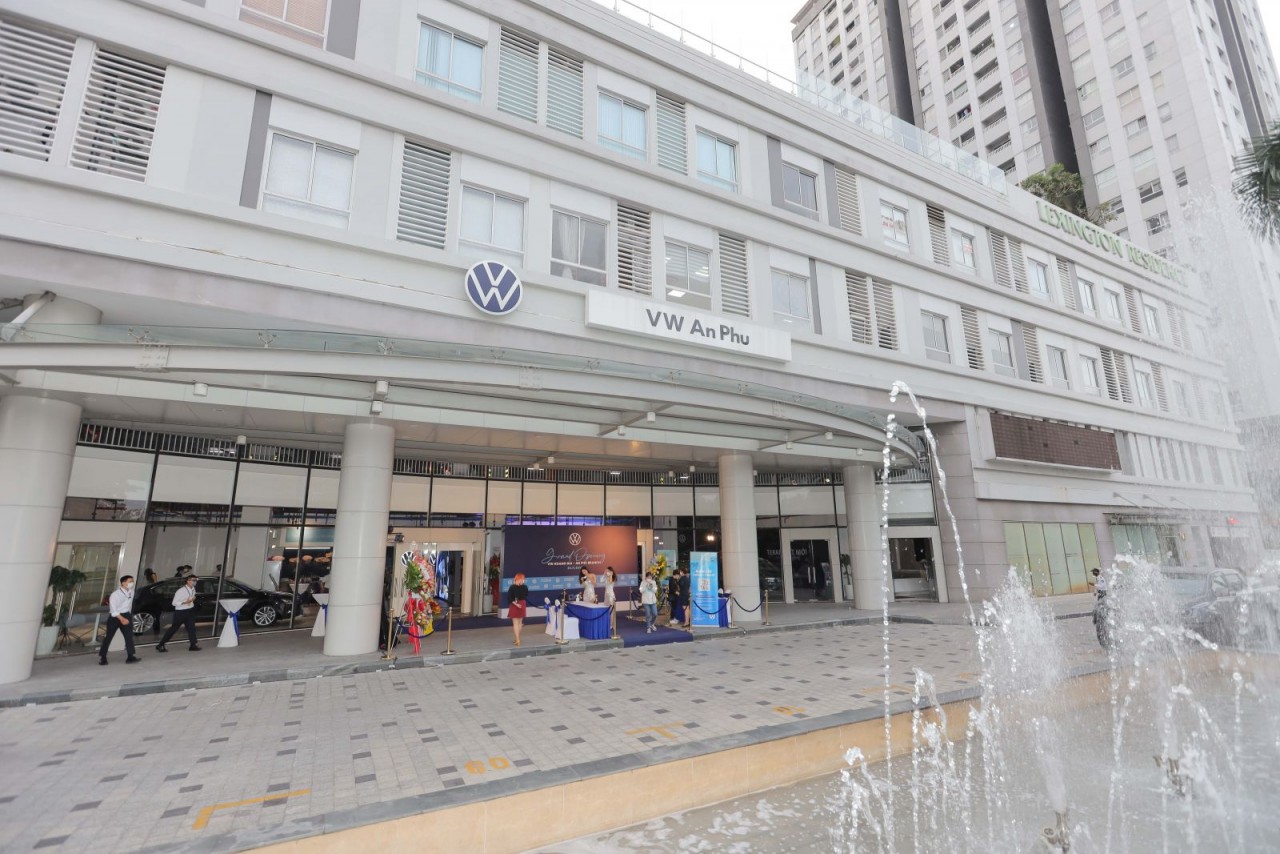 Showroom Volkswagen đầu tiên tại Việt Nam theo tiêu chuẩn mới đi vào hoạt động