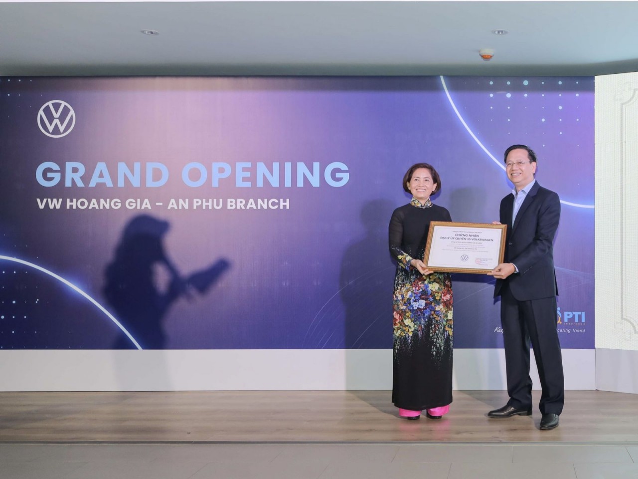 Showroom Volkswagen đầu tiên tại Việt Nam theo tiêu chuẩn mới đi vào hoạt động