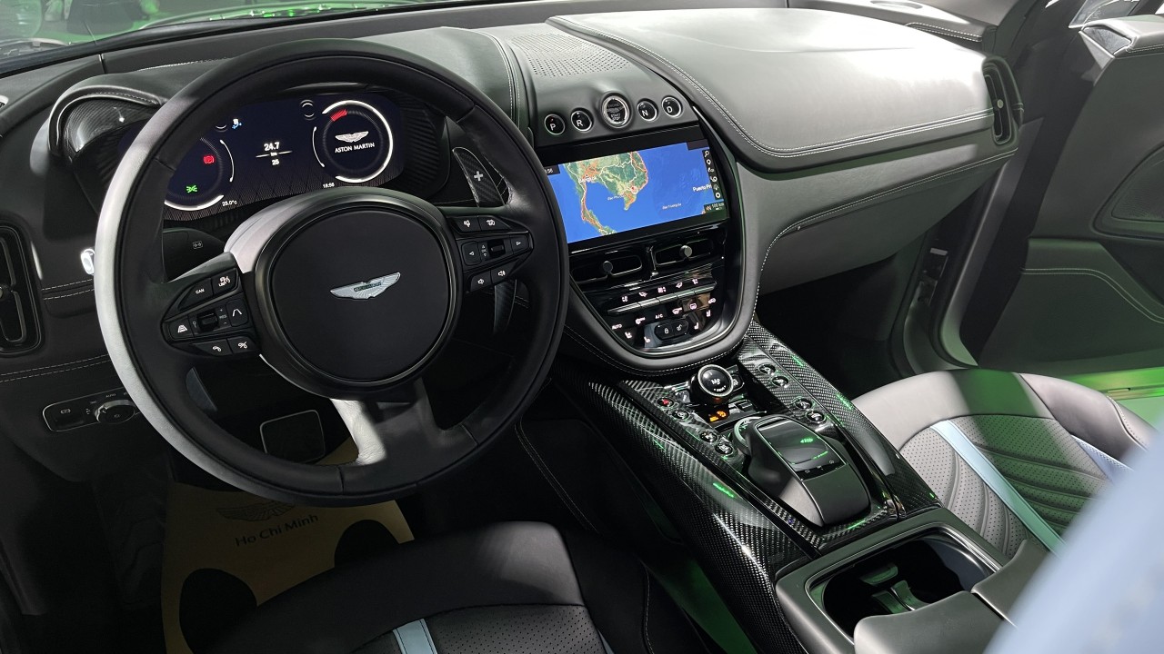 Aston Martin DBX 707 chính hãng có giá 21,8 tỉ đồng tại Việt Nam