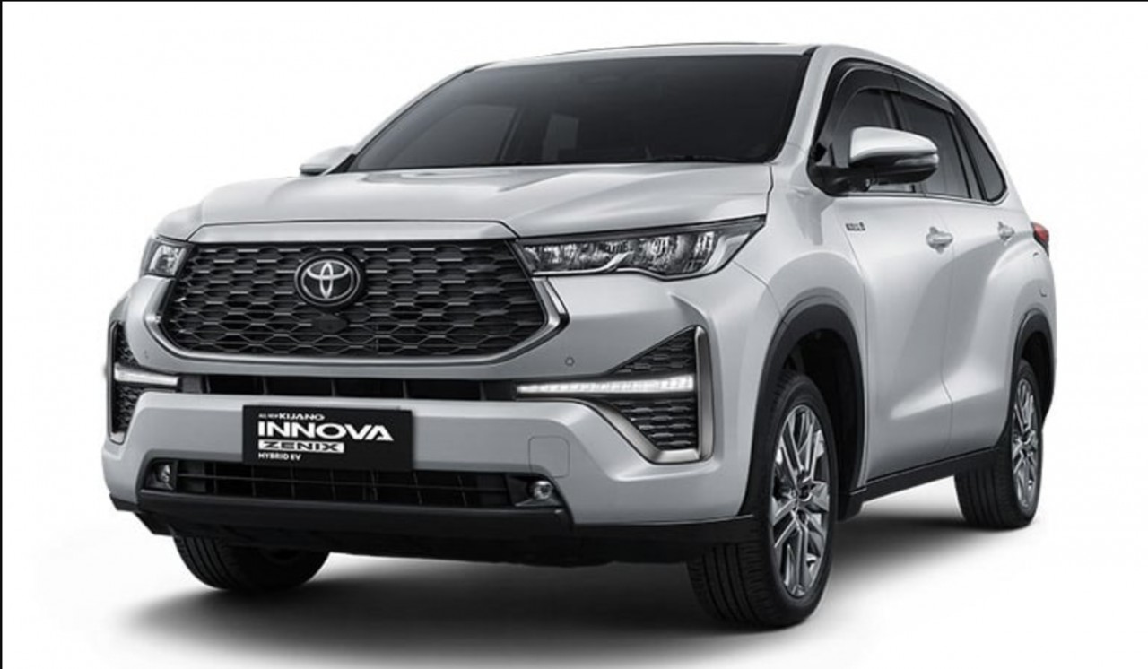 Toyota Innova 2023 chính thức ra mắt, có thêm hệ truyền động hybrid