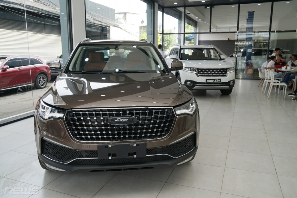 showroom o to trung quoc dau tien viet nam danh cho zotye va baic