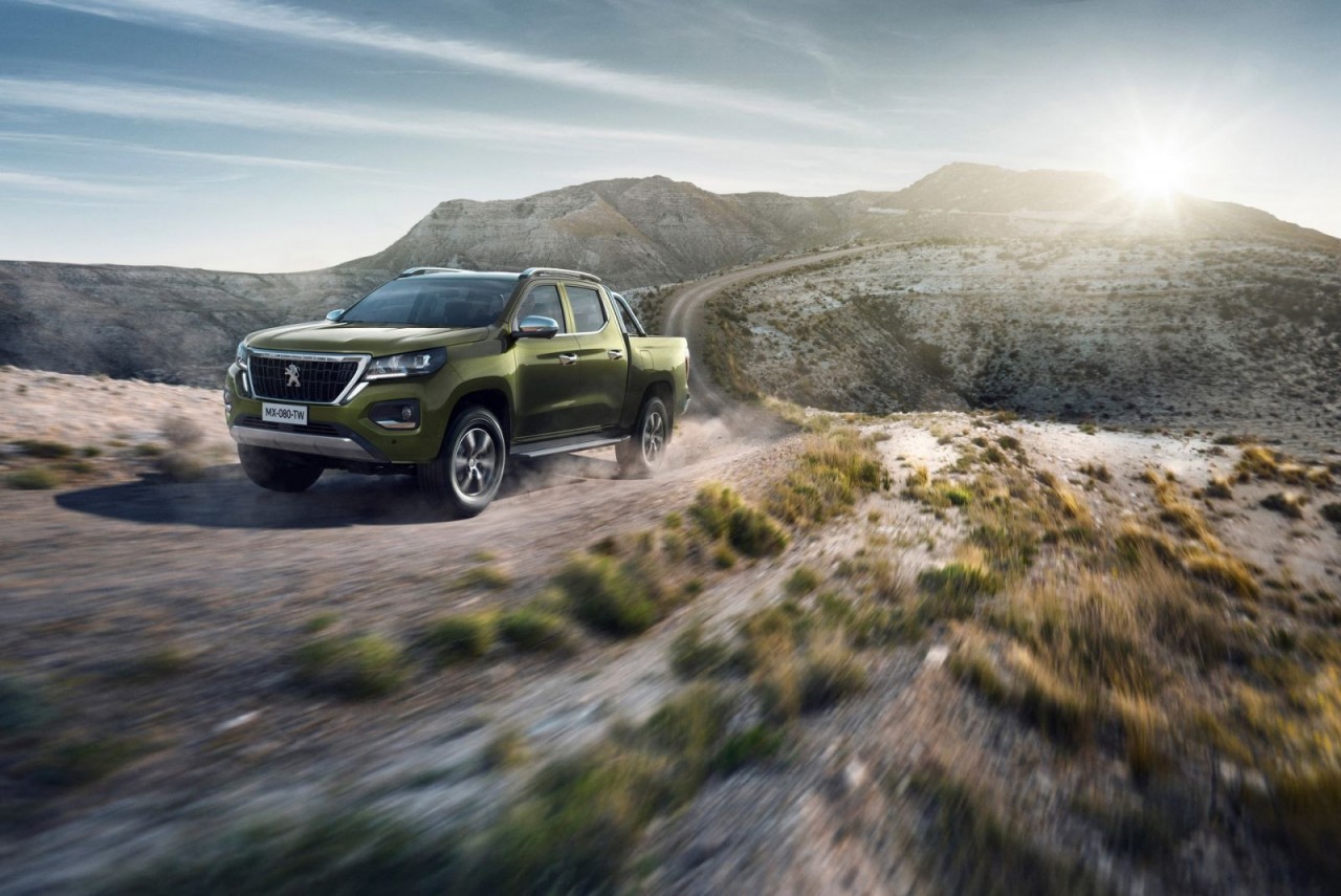 Peugeot giới thiệu bán tải hoàn toàn mới Landtrek 2021