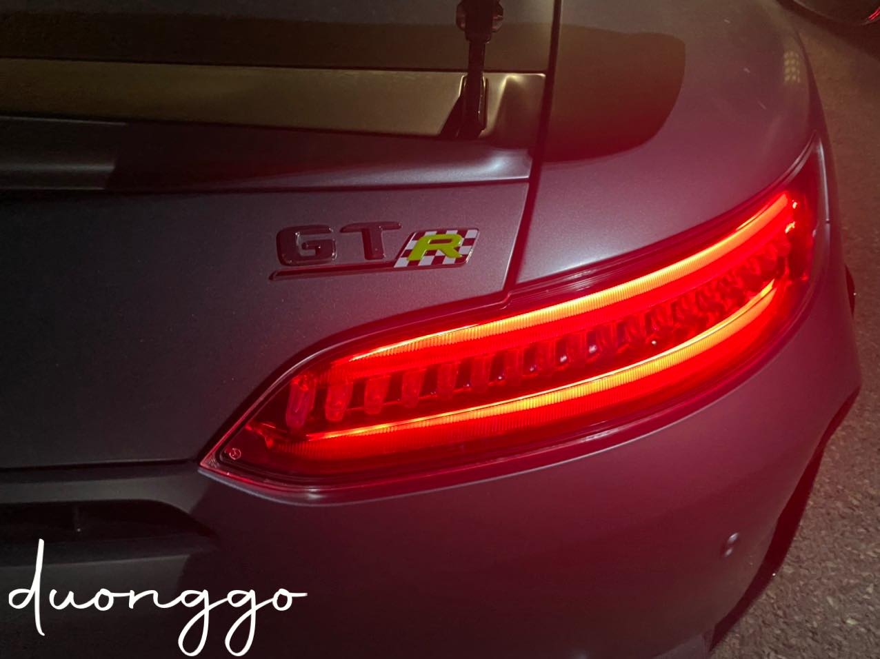 Mercedes-AMG GT R Pro đầu tiên đặt chân tới Việt Nam