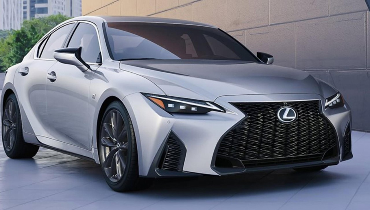 Lexus IS 2021 sắp về Việt Nam