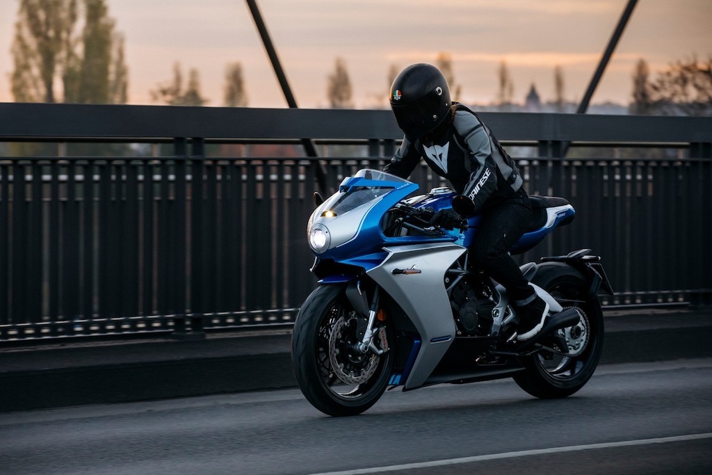 MV Agusta Superveloce Alpine chỉ có 110 chiếc trên thế giới