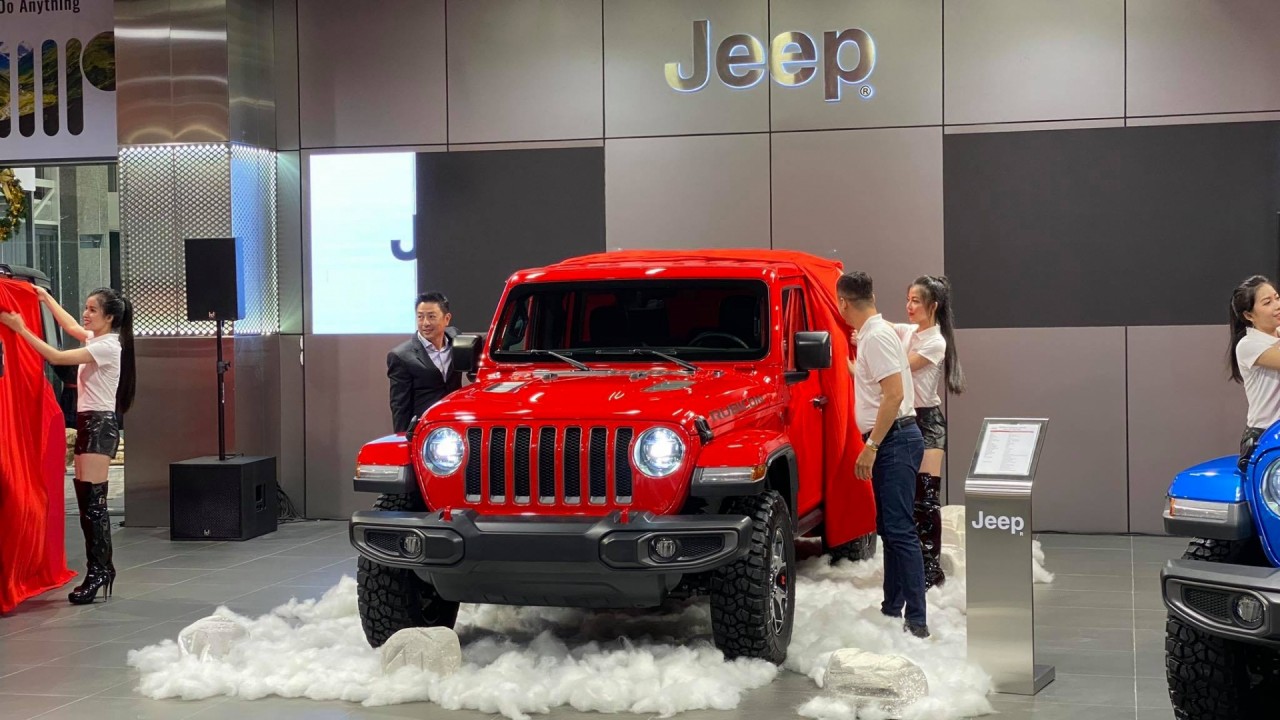 Jeep chính thức trở lại Việt Nam với 2 mẫu xe mới